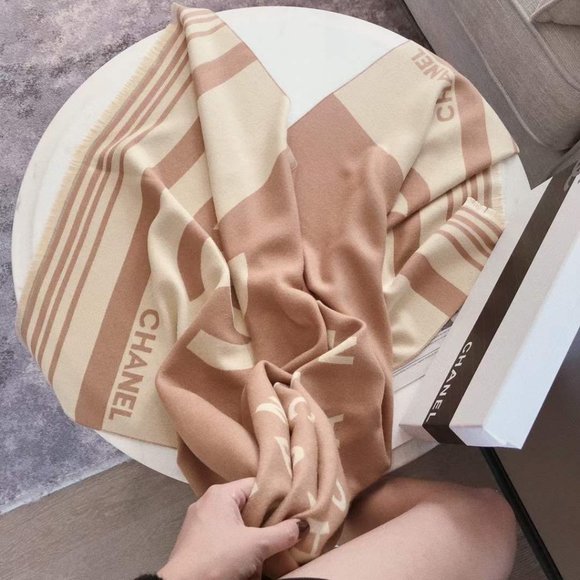 ๐โจAUTHENTICโจ๐CHANEL scarf - Picture 1 of 6